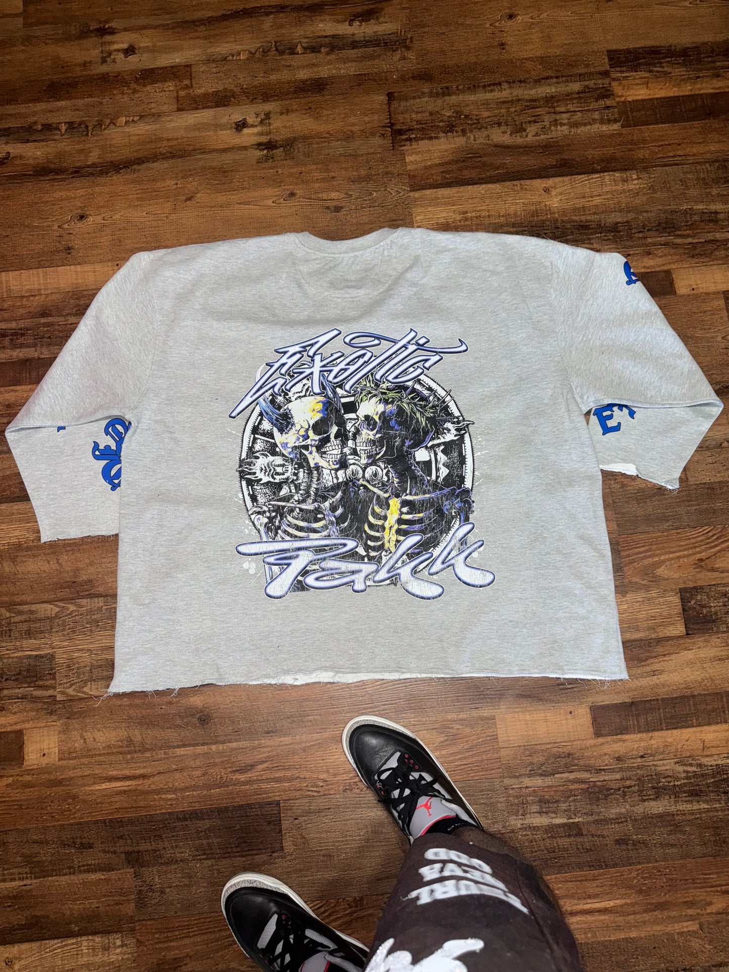 Custom 1 of 1 Top